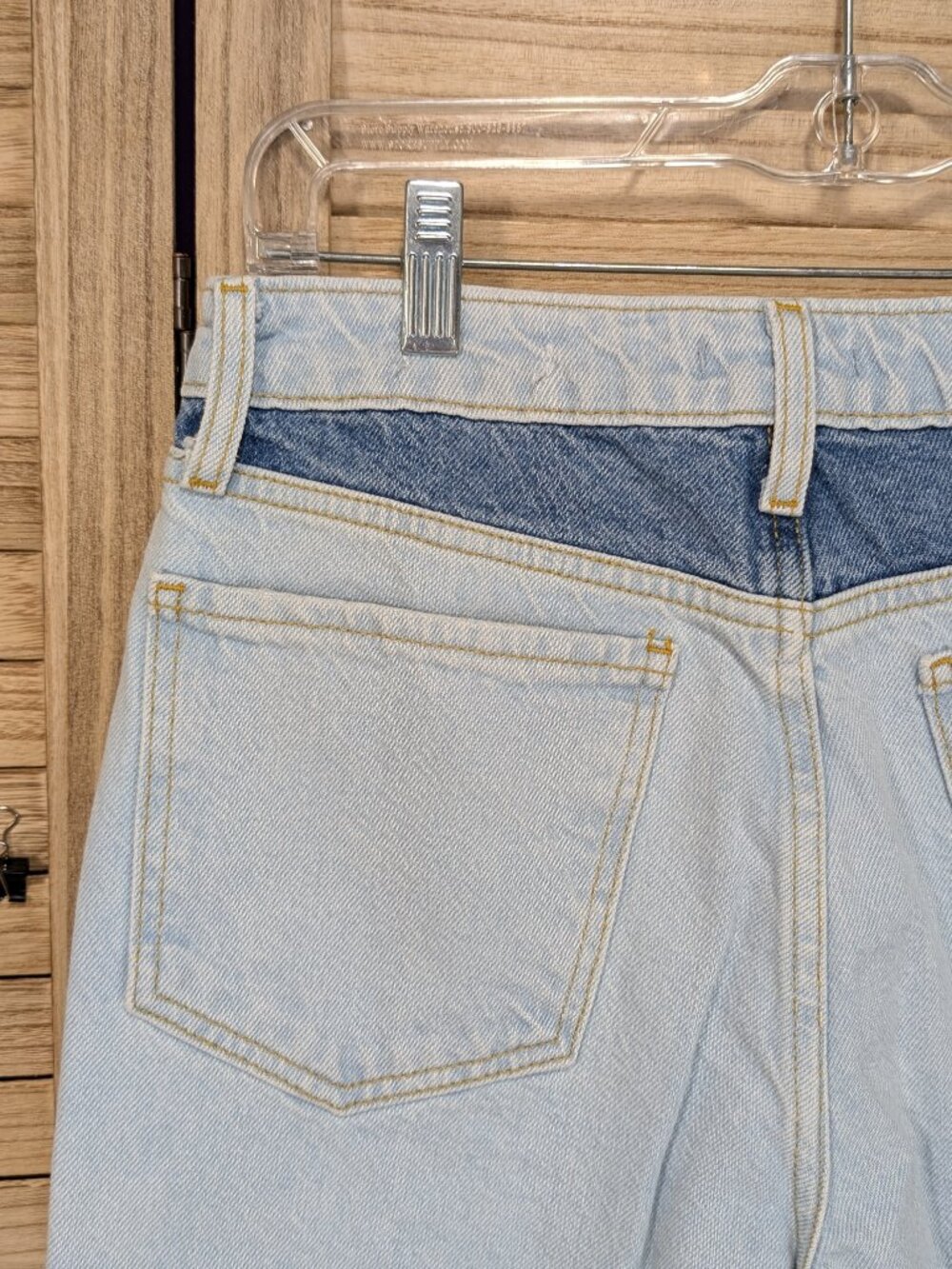 Forever 21 Premium Light Blue Two-Tone Distressed Women’s Jeans Size 26 - Picture 9 of 13
